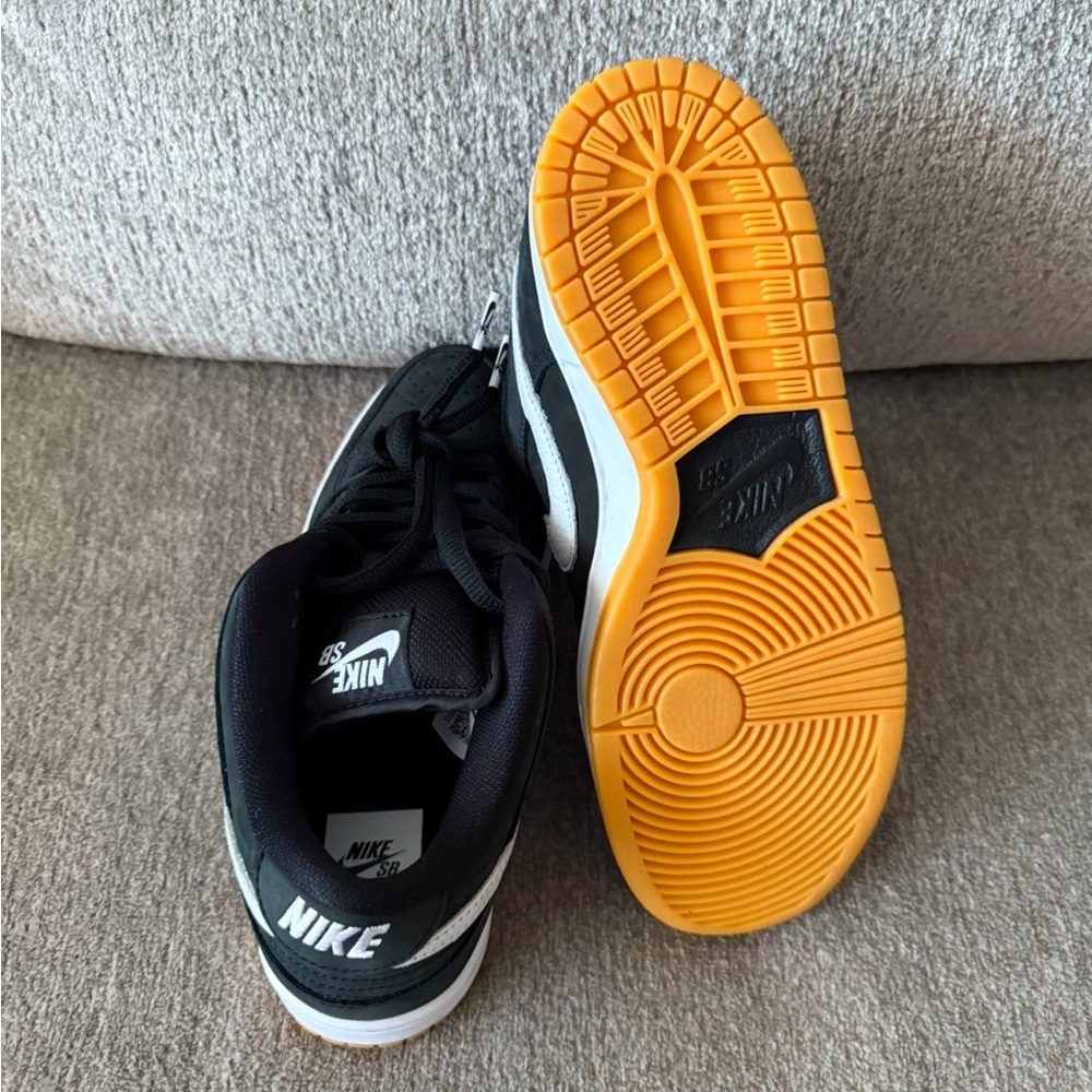 Nike dunk low SB black gum - Picture 4 of 5